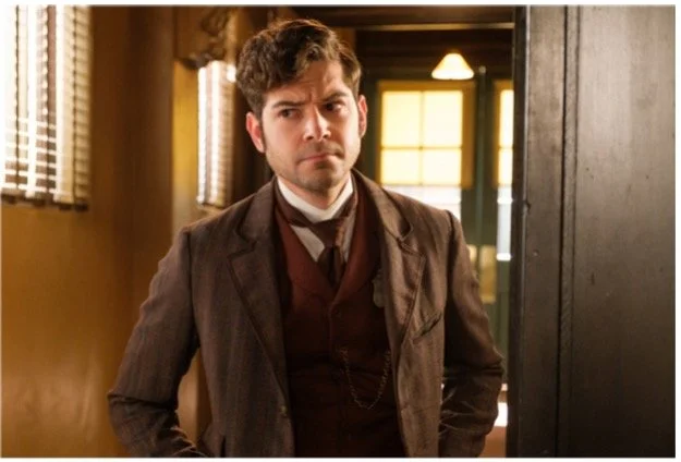 Detective Llewellyn Watts