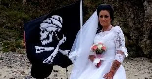 DIVORCING A 300-YEAR-OLD PIRATE GHOST
