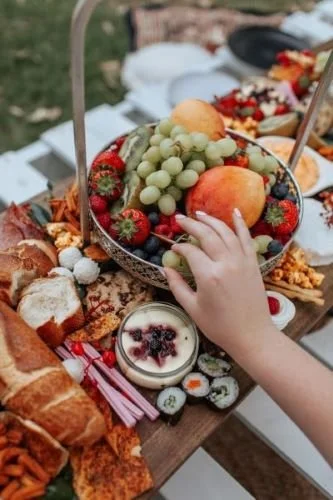 FEASTING OR DUMPSTER-DIVING?