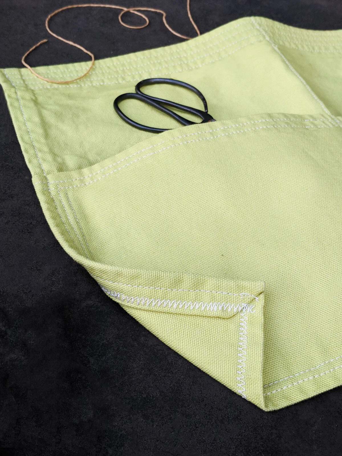 Aprons_Avocado_DetailShot_02.jpg