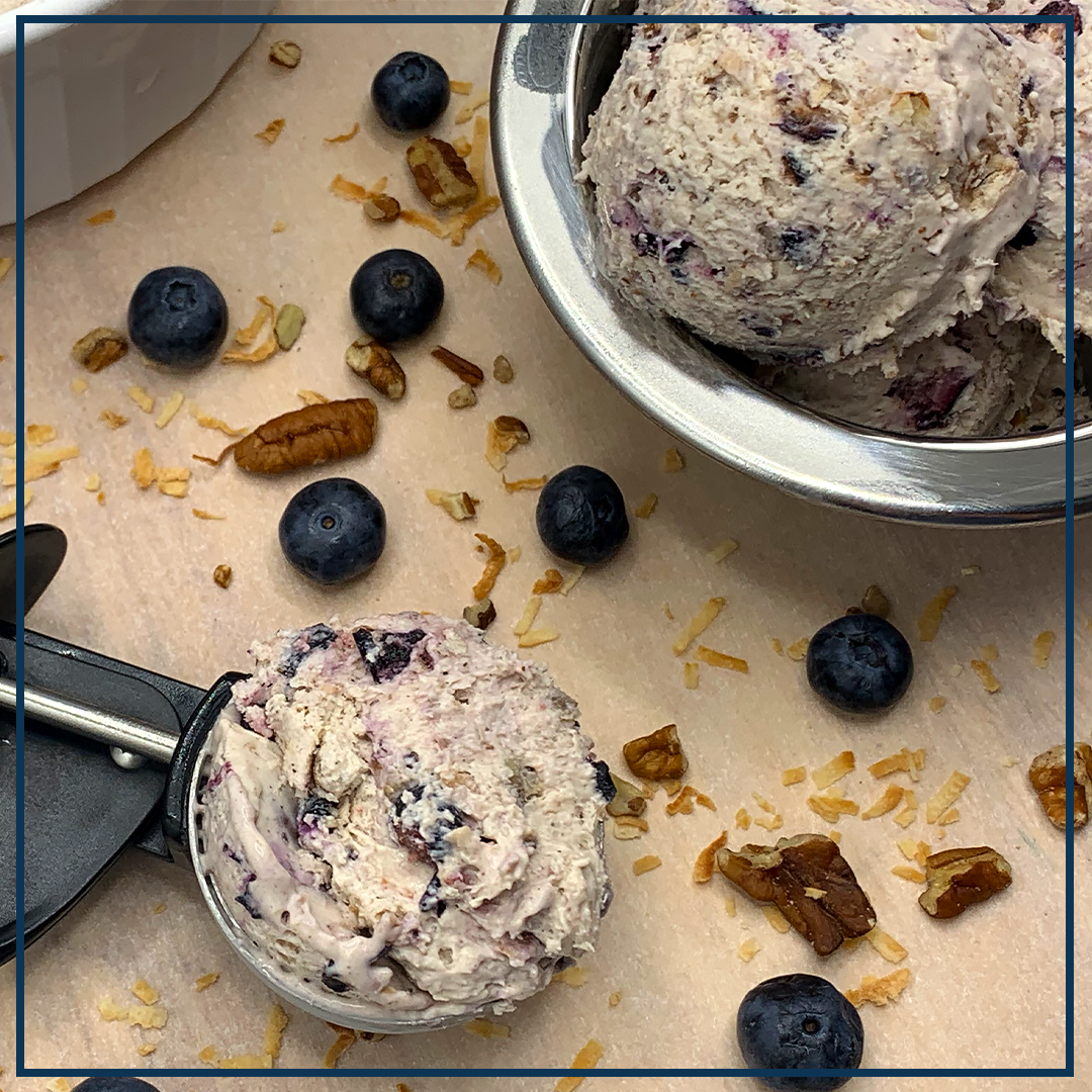 No-Churn Blueberry Cheesecake Crumble Frozen Treat