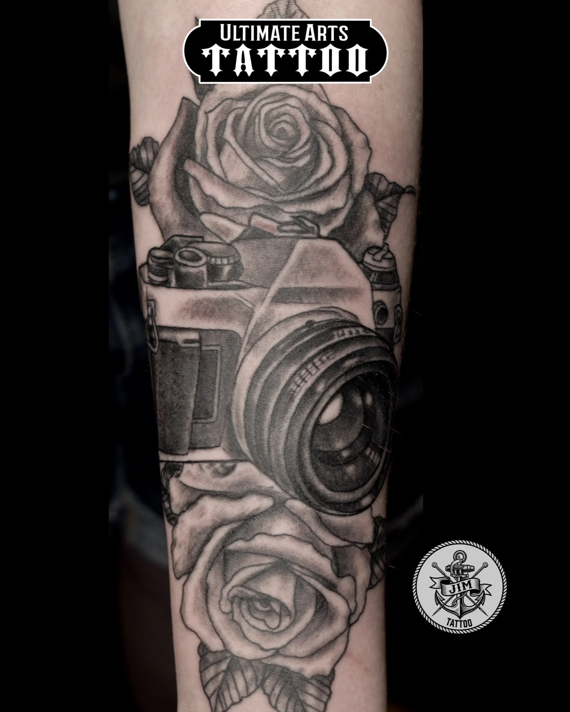 Black and Gray, Camera and Roses