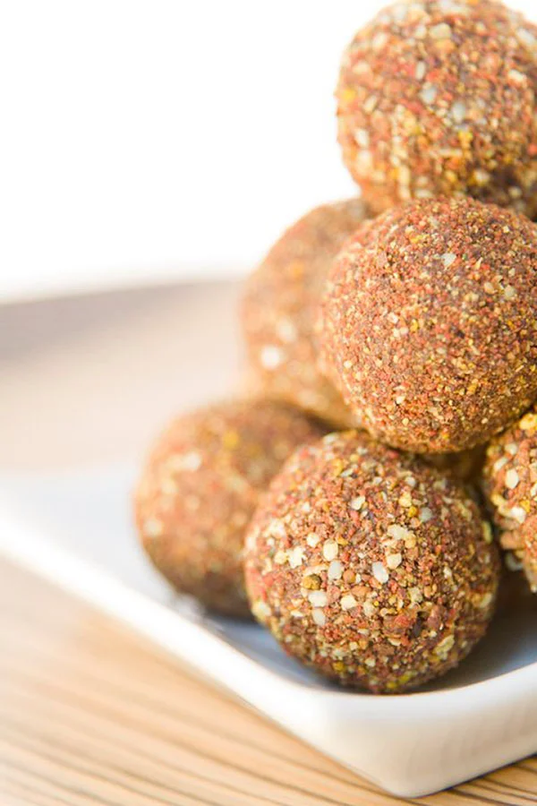 Silvermoon Chocolates Medicine Balls are made from all organic and wildcrafted ingredients and contain absolutely NO dairy, gluten, soy, peanuts, or refined sweeteners!