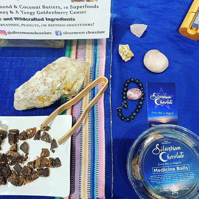 Today&rsquo;s Stone Squad @wholefoods Green Life

#rosequartz #shungite #organic #rawcacao #unroastedcacao #dairyfree #glutenfree #828isgreat #localfood #fairtrade