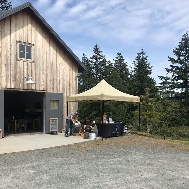 We&rsquo;re running a Doug Fir distillation at the @orcasislandwinery today! Come stop by to enjoy a lovely pour of wine and grab some resin perfume before it&rsquo;s gone!
.
.

#pnwonderland #pnw #sanjuanislands #makersgonnamake #makersgonnamake #do