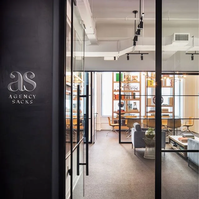 You're officially invited to join the AgencySacks ELEVATED mailing list! Our September #newsletter launches today so if not on the list, go to AgencySacks.com to join and receive monthly updates and insights from the team of #AgencySacks.⁠
⁠
Photo by