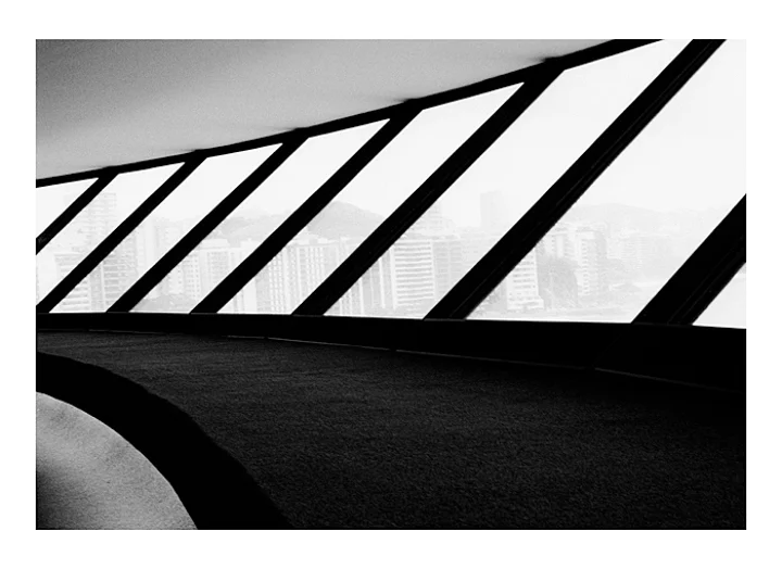 Museo Niteroi 4.jpg
