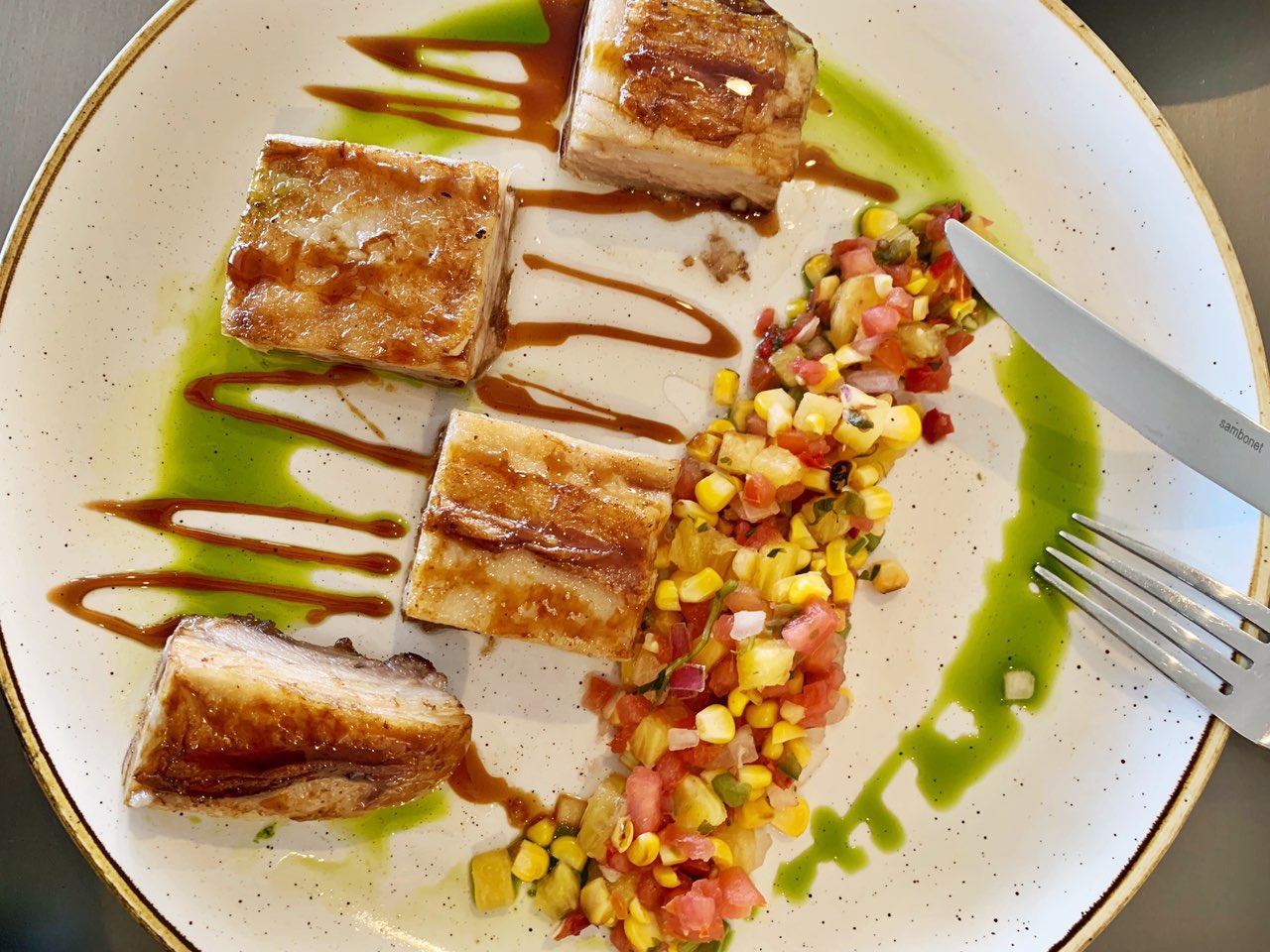 This image does not reflect actual entrée. Actual entrée may vary due to weekly changes in menu.