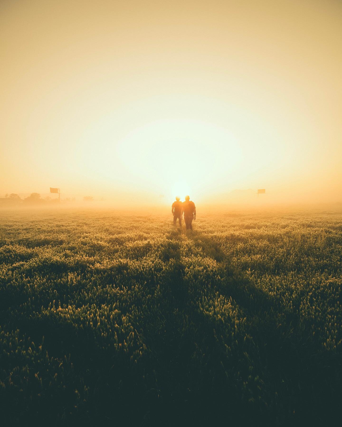 Magic mornings.. Not gonna lie the last couple weeks have been tough recovering from shoulder surgery. I try to only put out positivity but it's human to go through the ups and downs of life. I've been using this time to my advantage though and for t
