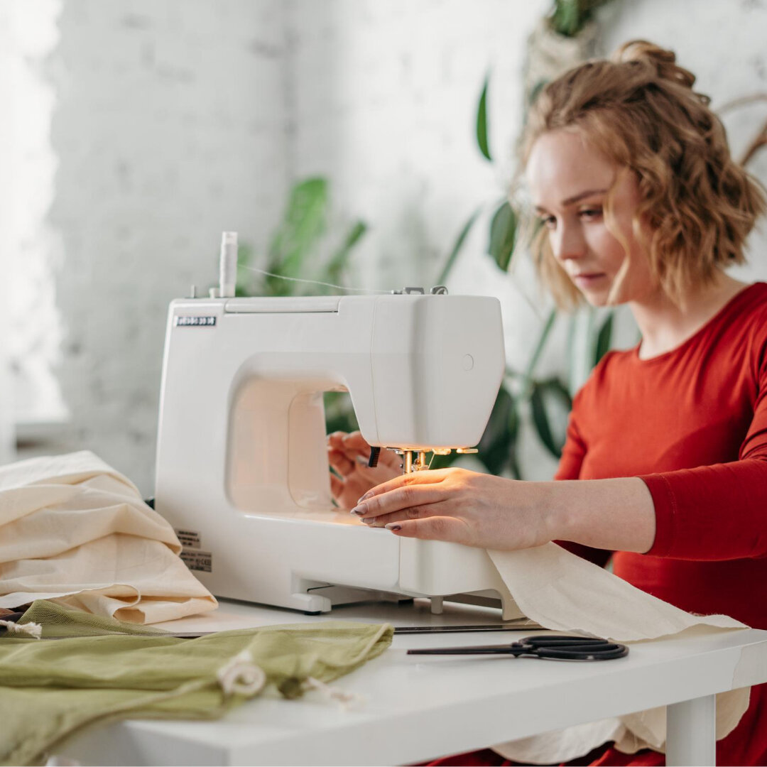Learn to Sew | Sewing For Beginners | CAFA Fashion College & Sewing