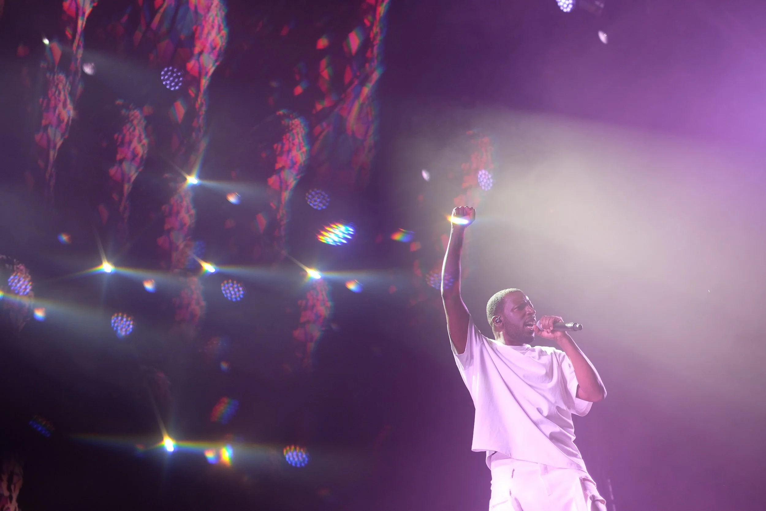 Dino D'Santiago / Alive 22