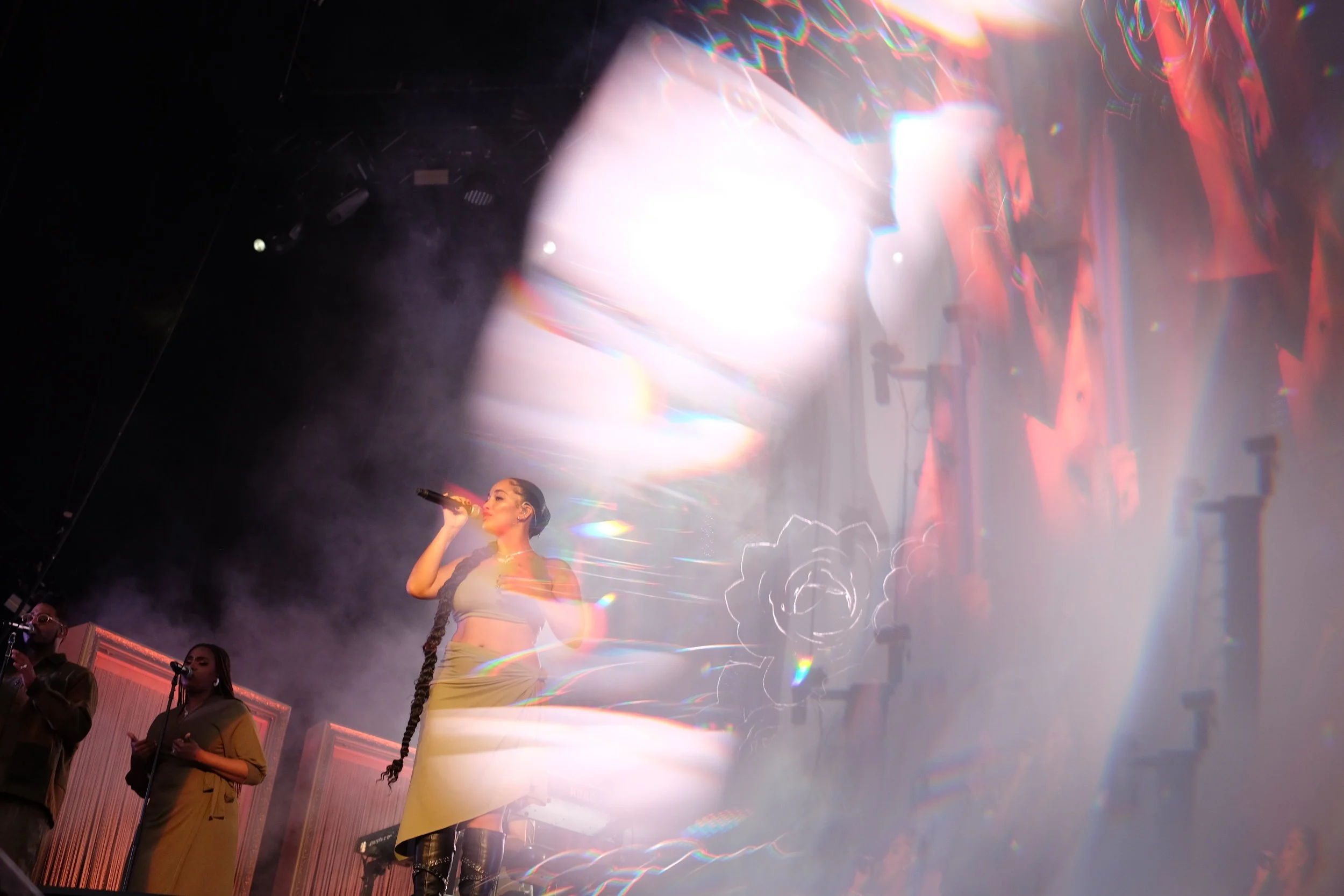 Jorja Smith / Alive 22