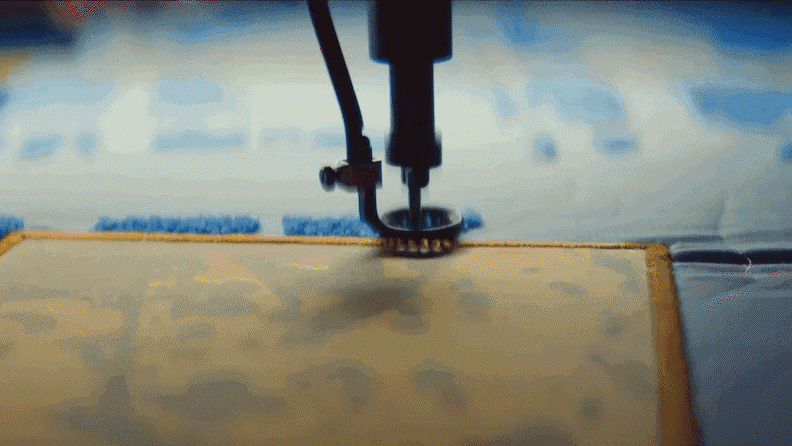 fabricoffilm.gif