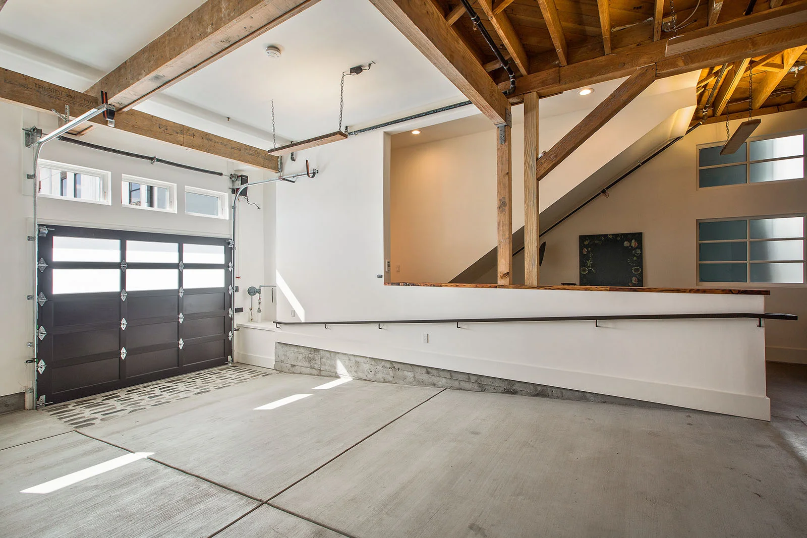Studio/ garage entrance