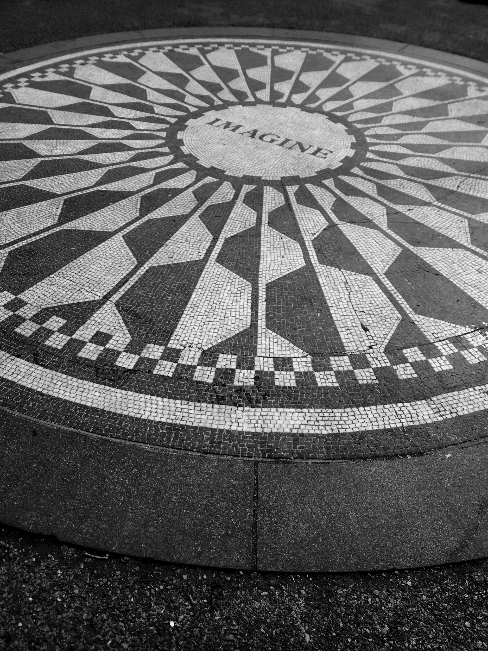 Strawberry Fields, John Lennon Memorial