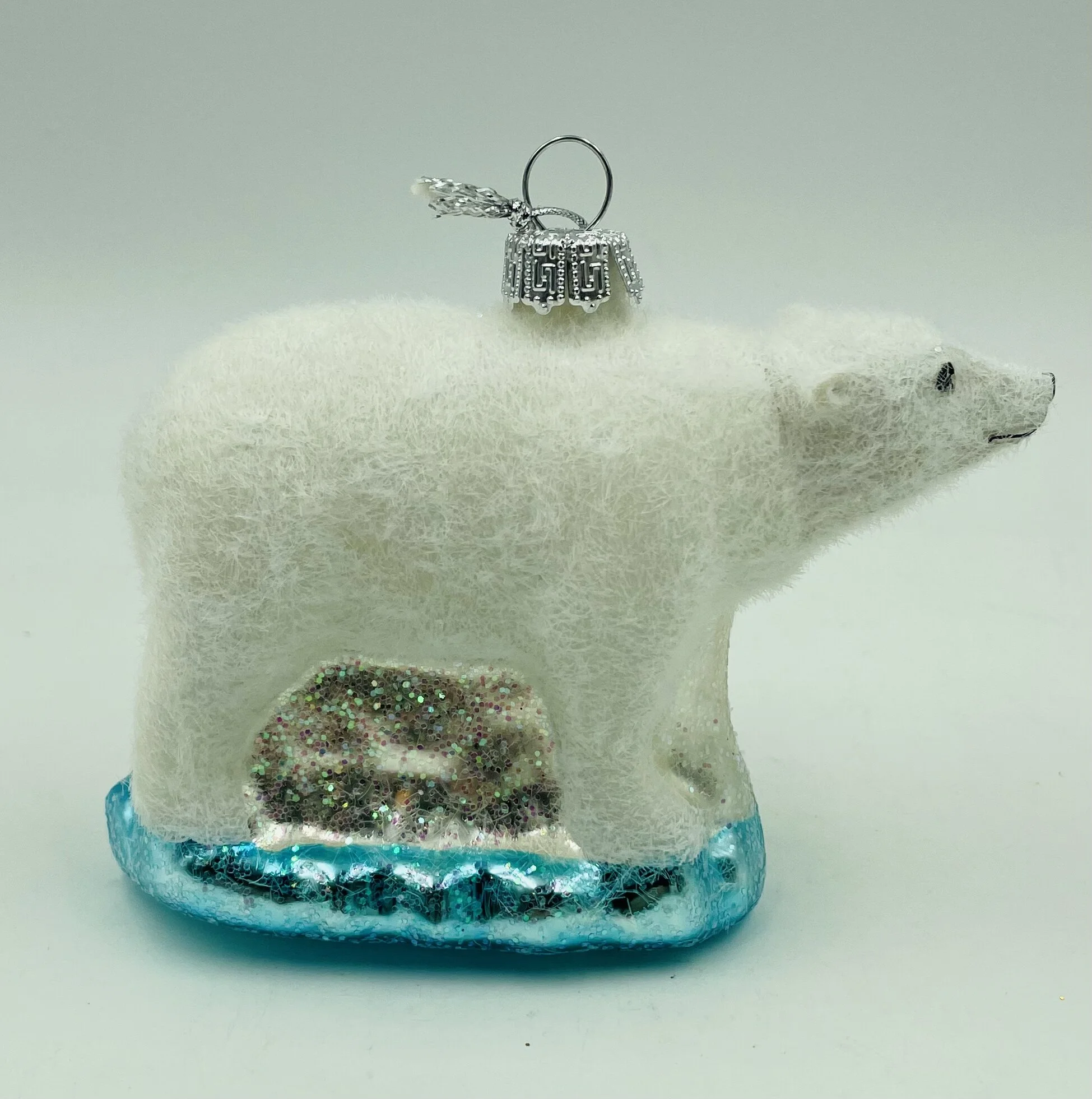 142CA53C-722D-47AE-A689-2473D5EDDF07