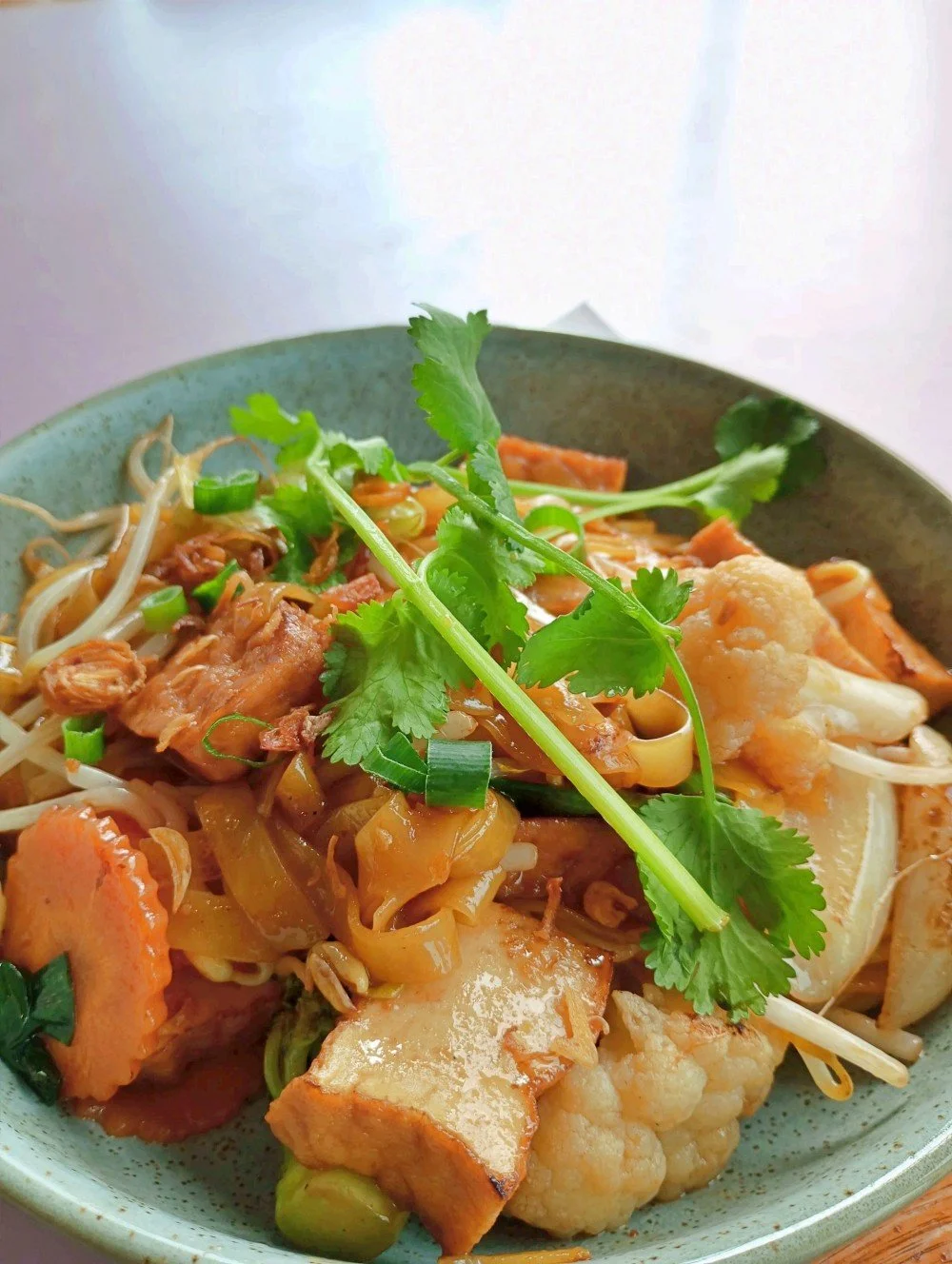 A beautifully presented bowl of gluten-free tofu pad thai at Le Feu Frankston.