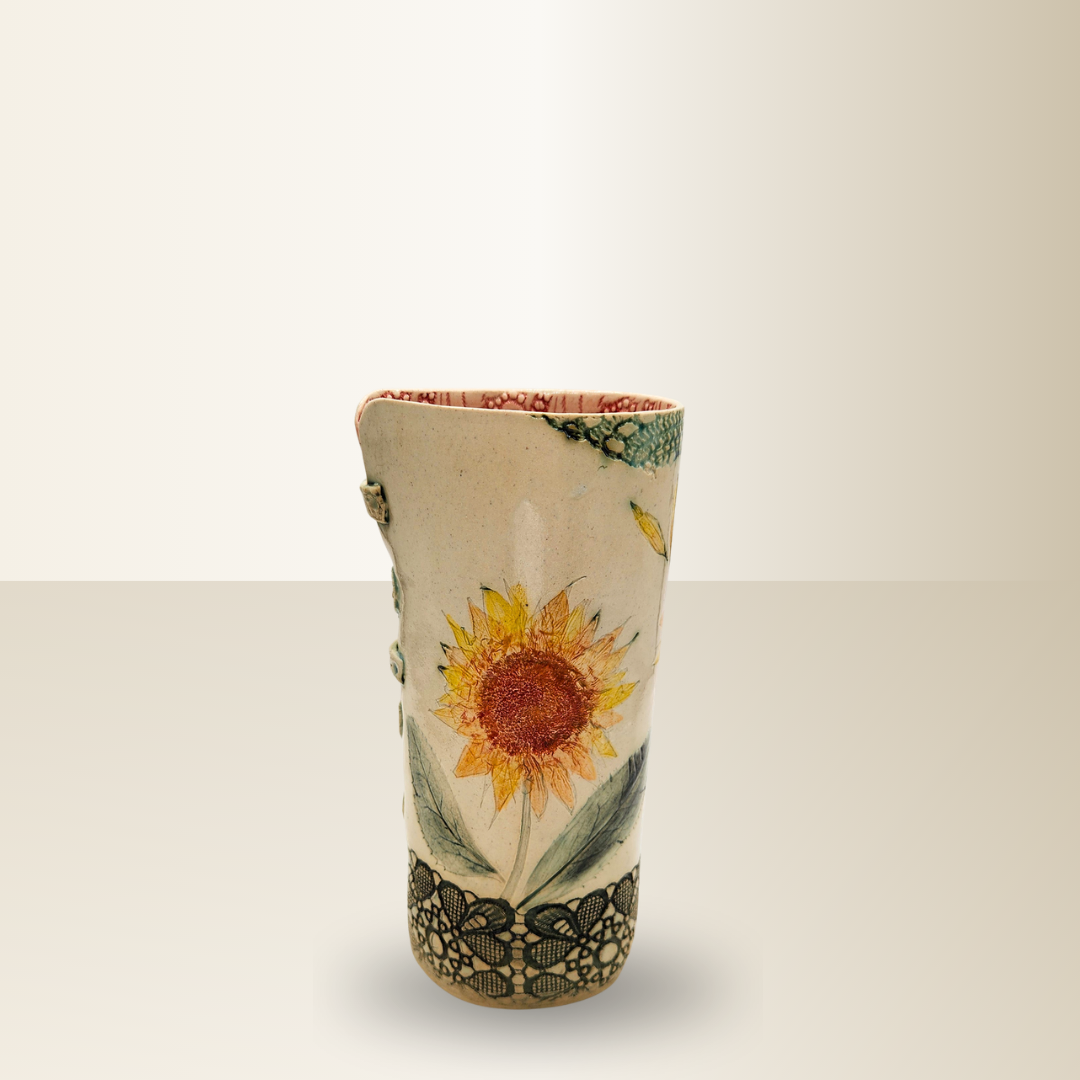 Red Sunflower Vase 3.png