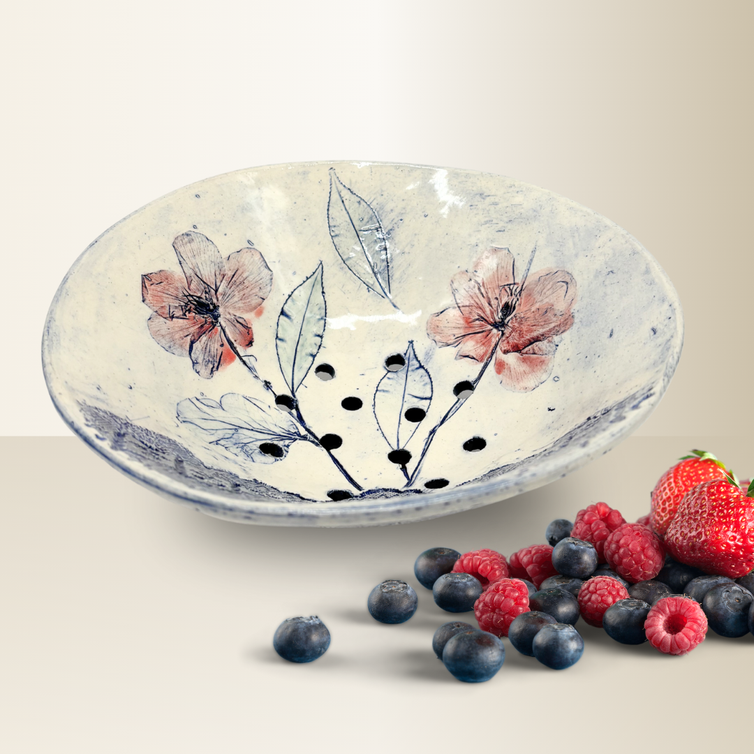 Medium Berry Bowl with 2 Poppies and Leaves