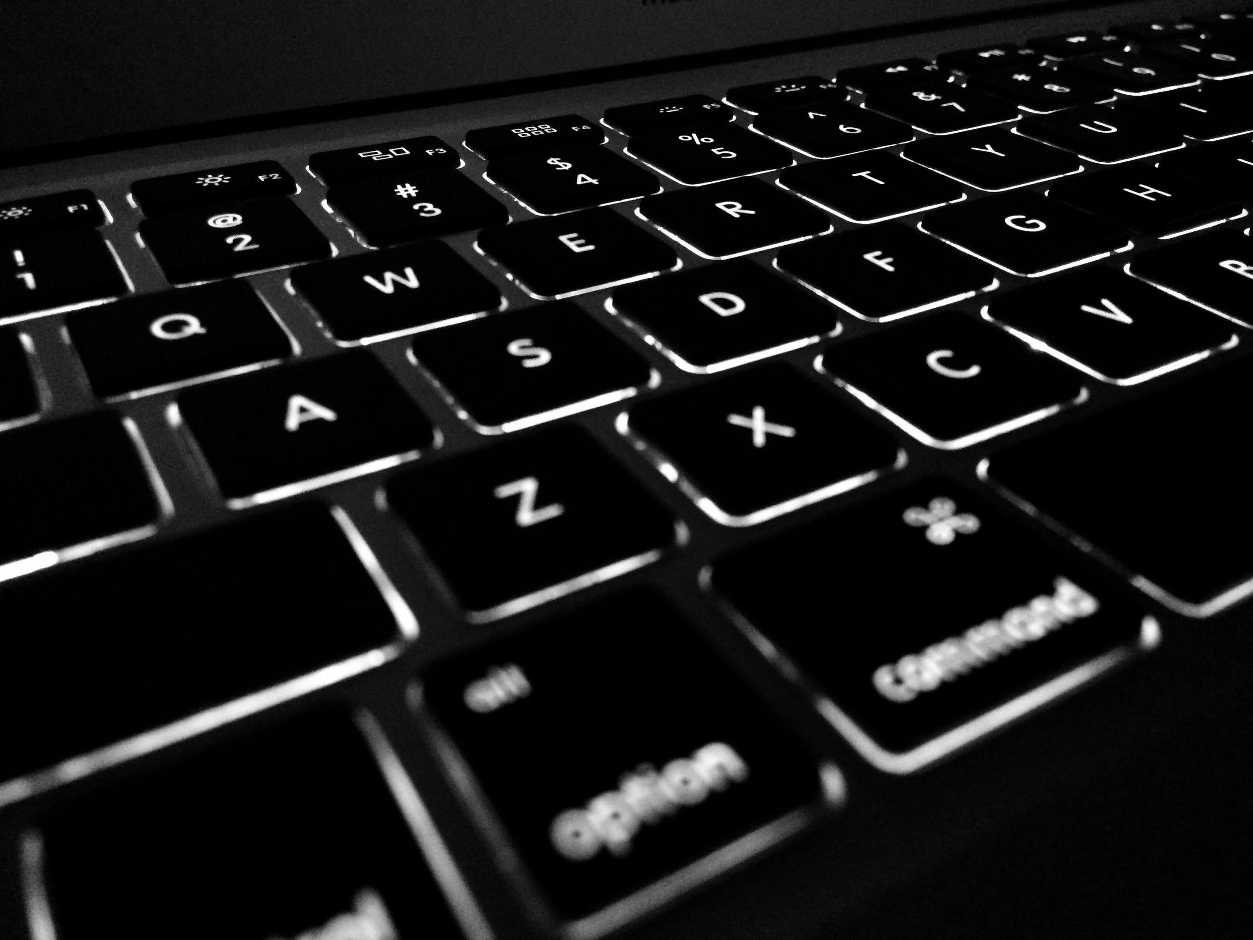 black-and-white-computer-display-220357.jpg