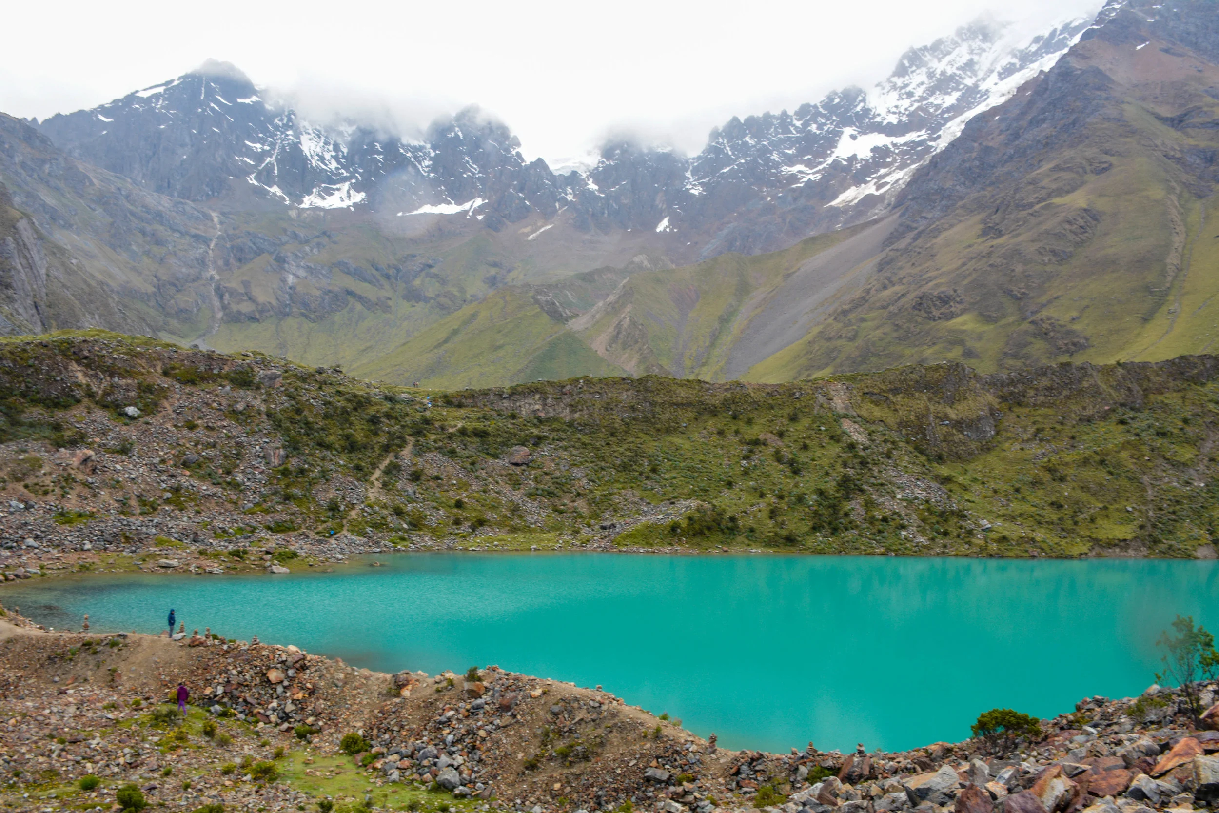 The Salkantay Trek. Photograph by “Bearly here” #machupicchu #salkantaytrek #salkantay #aguascalientes #sacredvalley #peru #travelguide #photoblog #travelblog #travelphotography #landscapephotography #travelitinerary #machupicchuitinerary #fujifilm #southamerica #visitperu #dayhike #ancientruins #hiking
