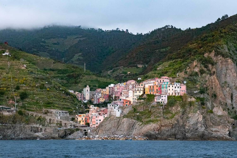 Manarola from the water, Cinque Terre. Travel photography and guide by © Natasha Lequepeys for "And Then I Met Yoko". #cinqueterre #italy #travelphotography