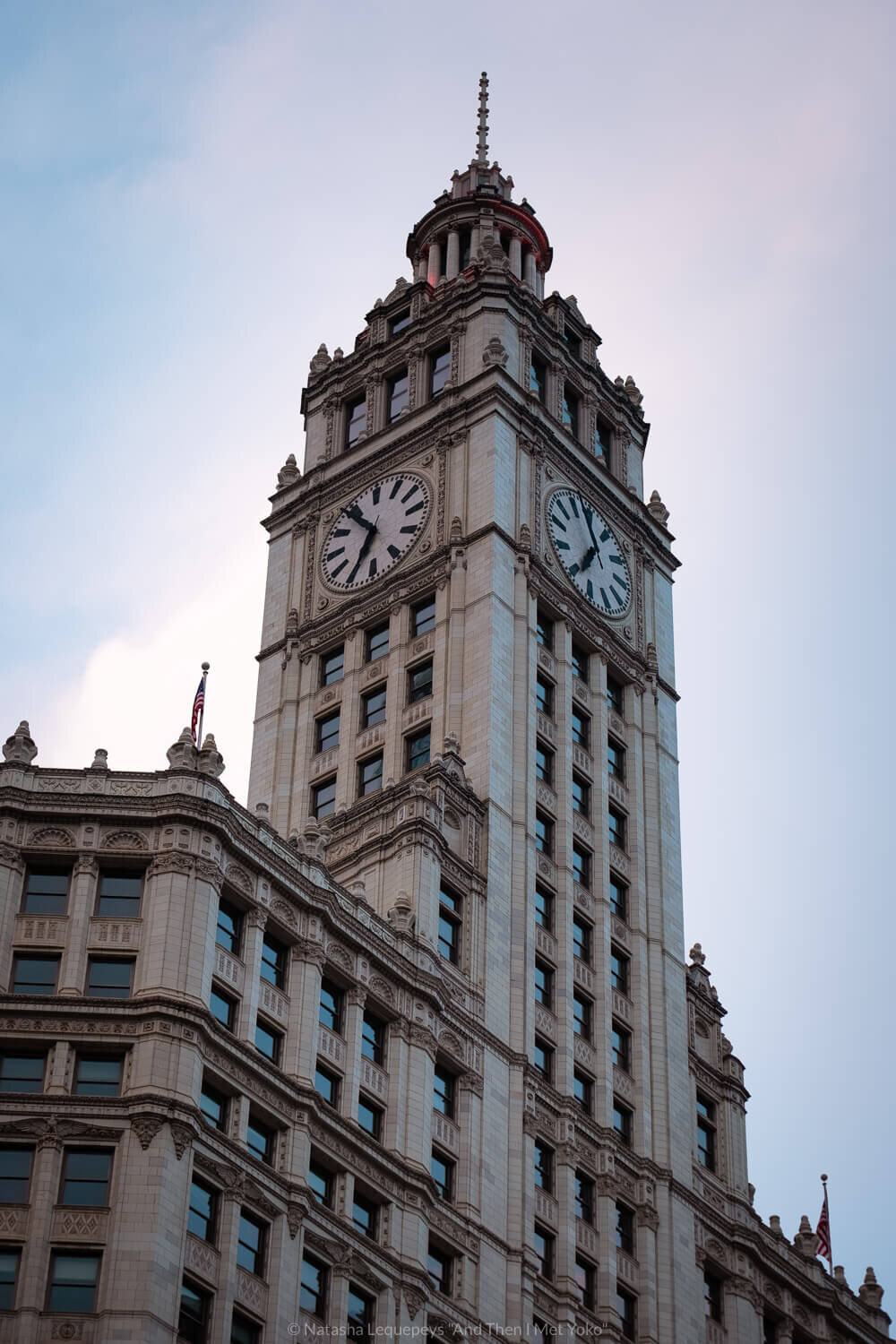 The Wrigley Building in Chicago, USA. Travel photography and guide by © Natasha Lequepeys for "And Then I Met Yoko". #chicago #usa #travelblog #travelphotography