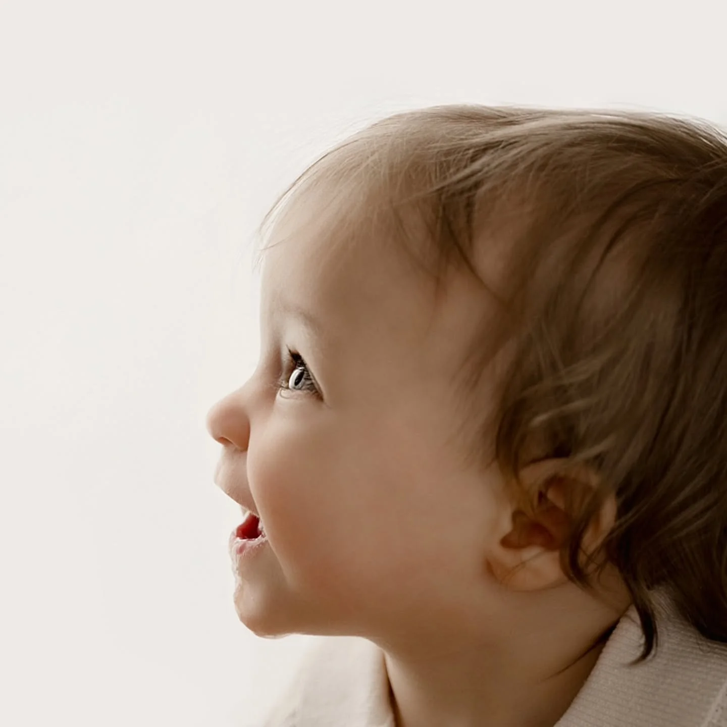 These sweet backlit images are some of my favorites to capture🤍

It started with me doing them during newborn portraits and it turned into something I try to get for each family that comes my way🤍

So often people forget about their side profiles a