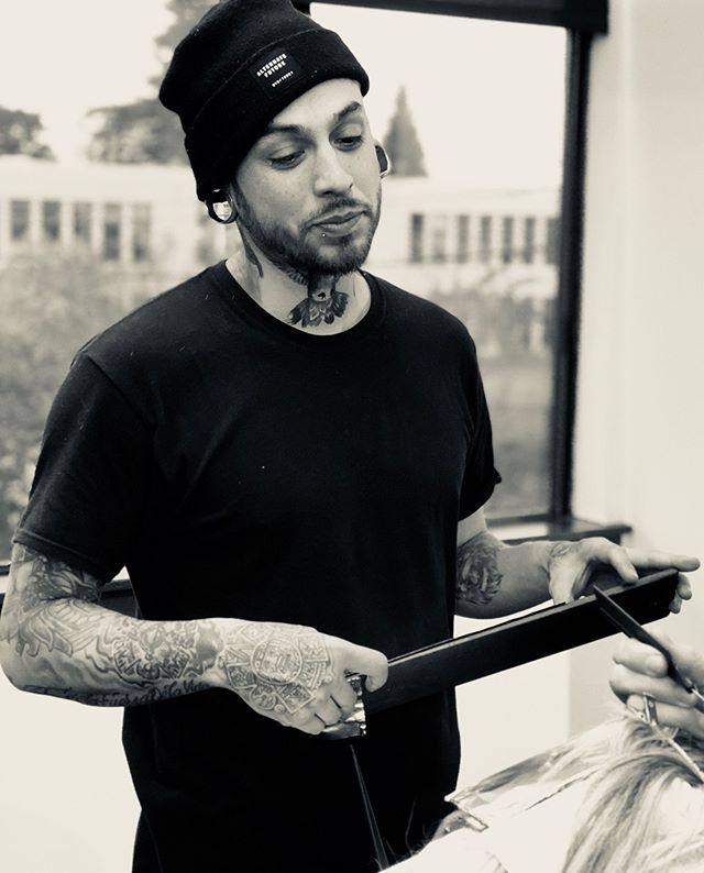 Creative minds at play... our hairstylist Isai at work.⠀
⠀
#peterthomashair #berkeley #berkeleyhair #bayareahair #bayareahairstylist #hairinspo #haircutideas #haircut #hairstyle #behindthechair #hairstyles #hairstylist #haircolor #hairdo #hairdressin