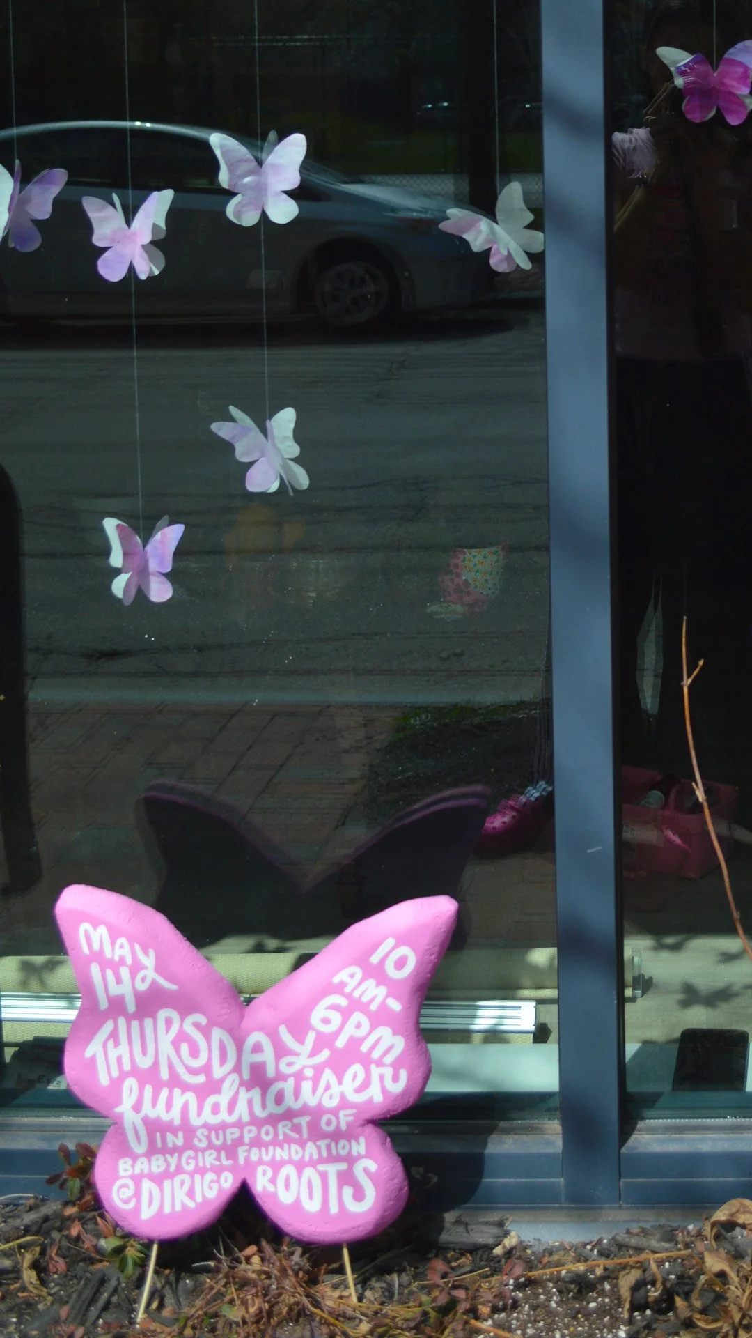 3_window-display_1080x1920.jpg