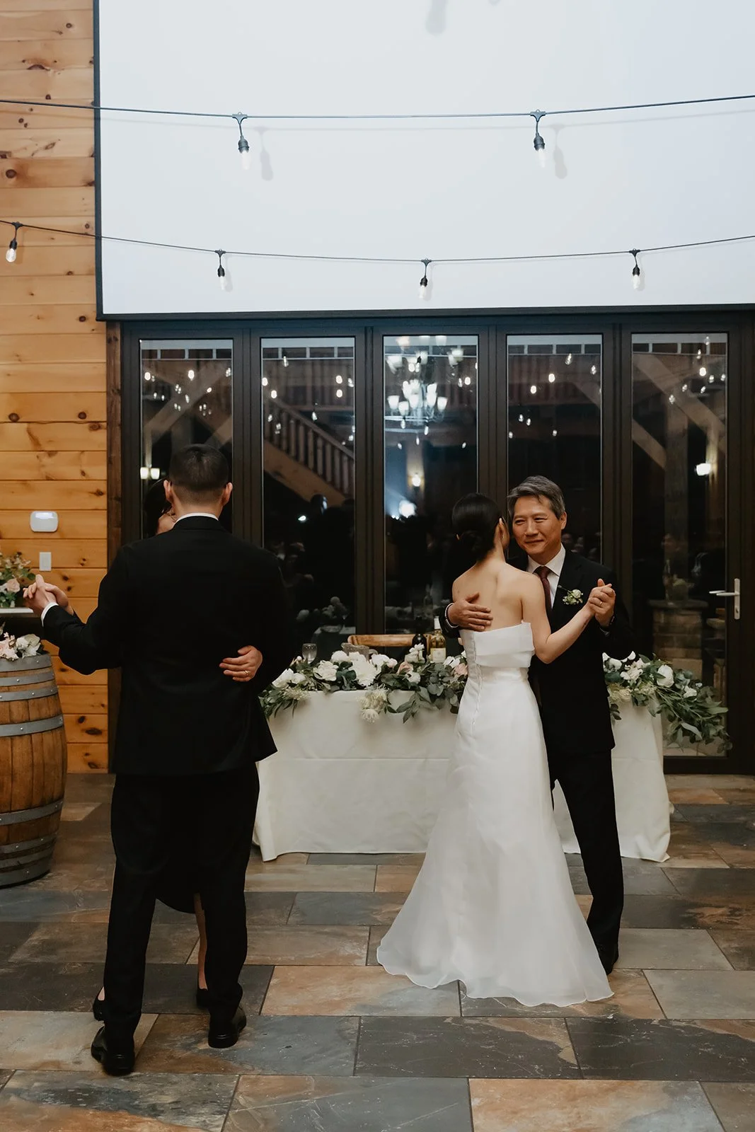 BomkeeWeddings-F-155.jpg