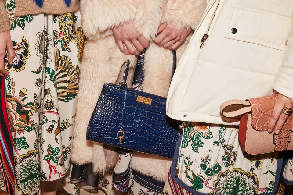 FW18_Bag-Report_960_slide2.jpg
