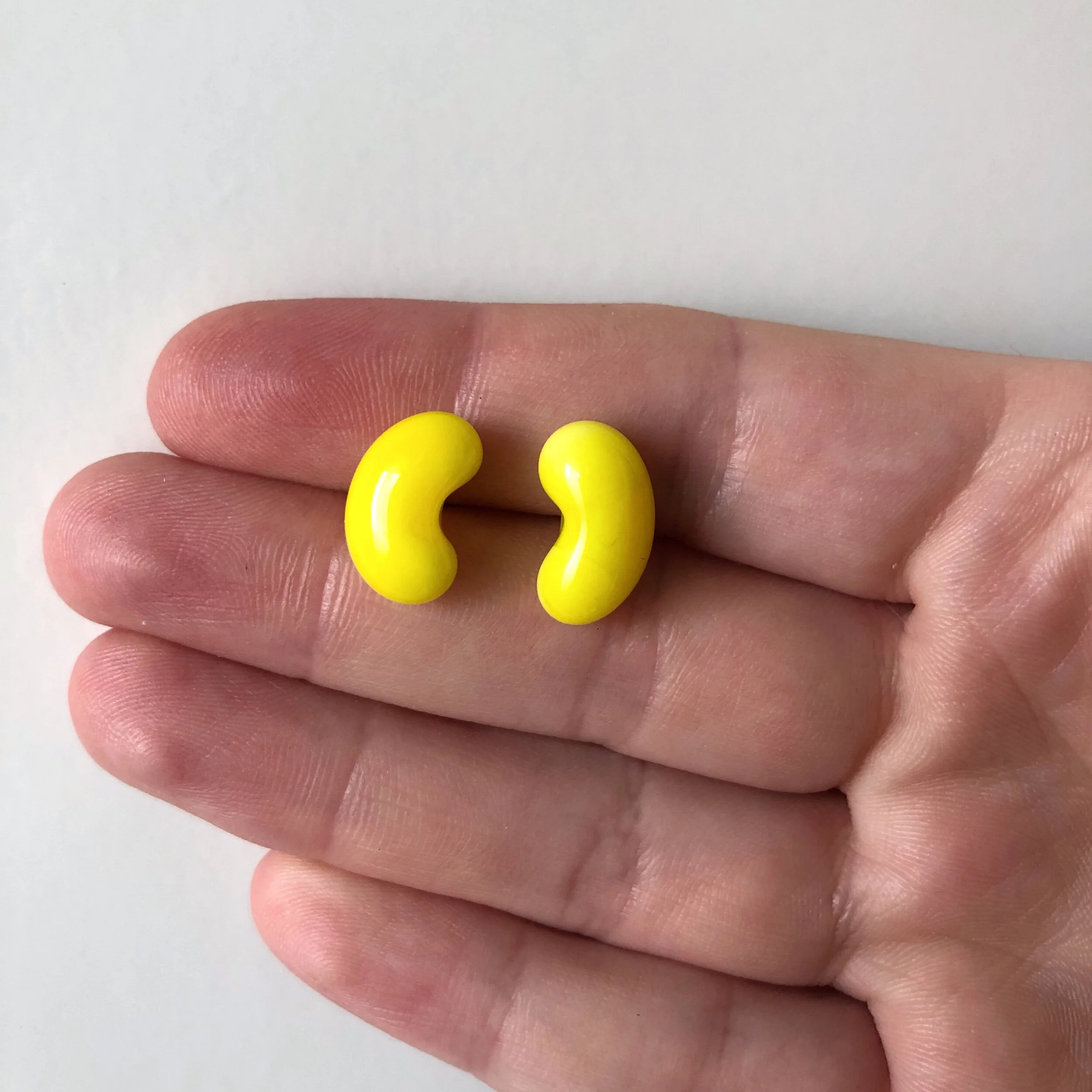 33299F4C-7981-4035-B6B1-1CC28521C630