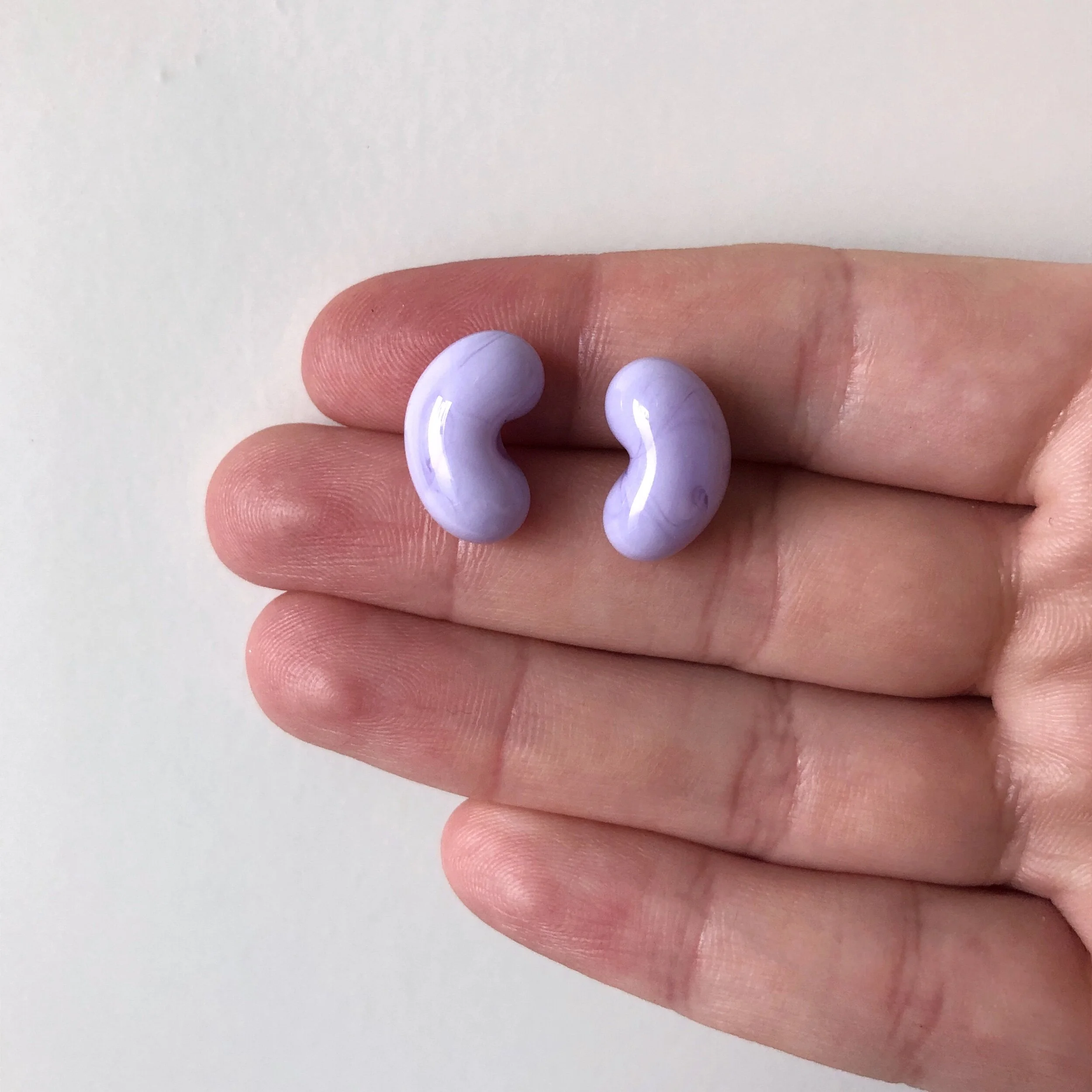 C340A11D-42BC-422F-950B-E477FCE148B0