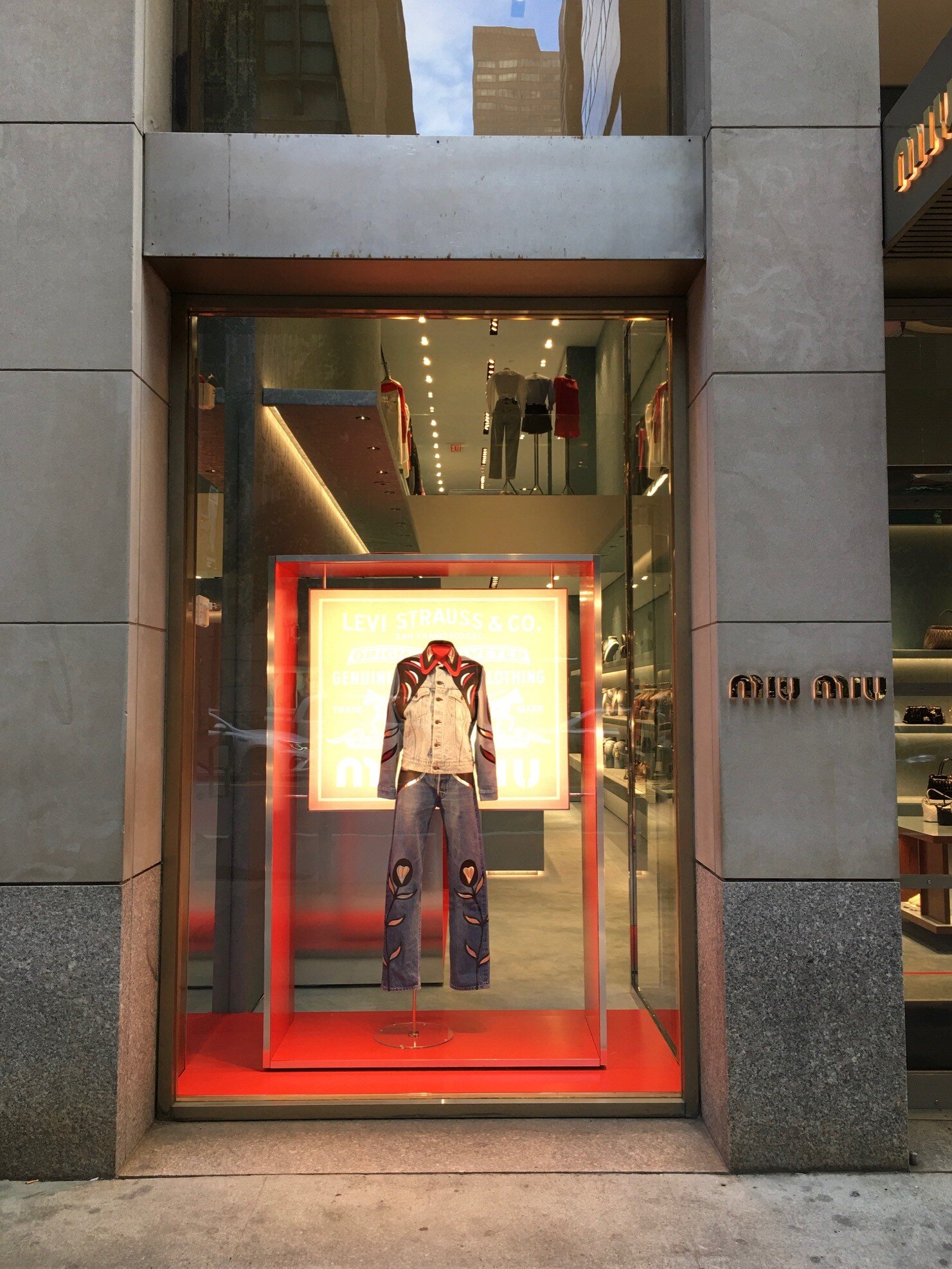 Miu Miu USA 57th Street 24.05.2021 (01).jpg