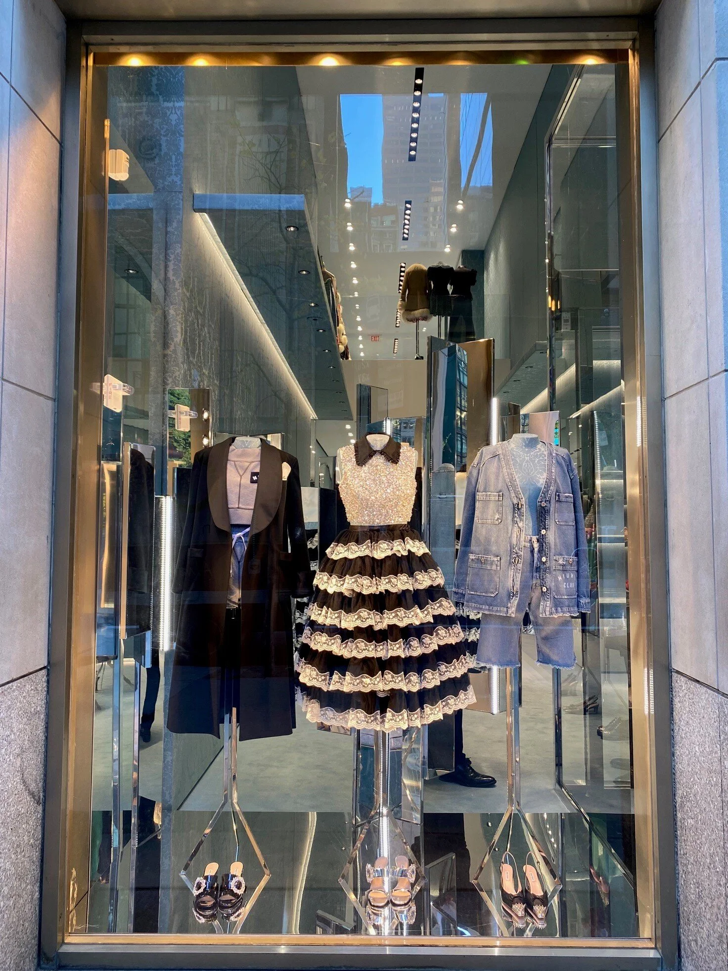 Miu Miu USA 57th Street 19.11.2020 (01).jpg