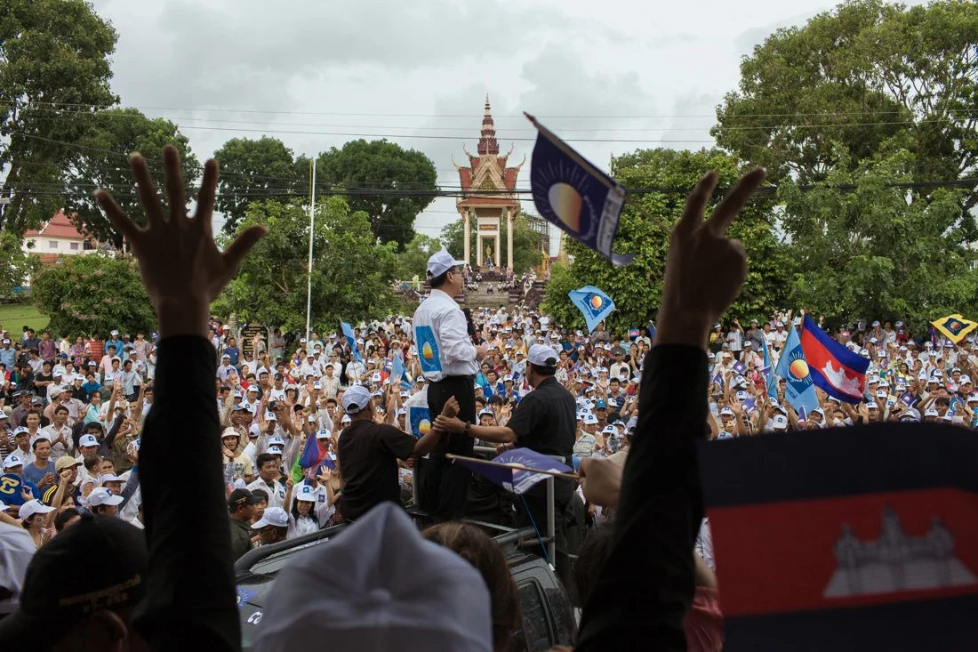 Sam Rainsy continues his campaign around Cambodian provinces