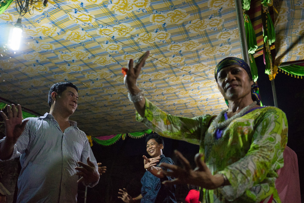  March 16, 2014 - Phnom Penh. Champa dances during the 80th birthday party that her lesbian friends organized for their mother in the outskirts of Phnom Penh. © Thomas Cristofoletti 