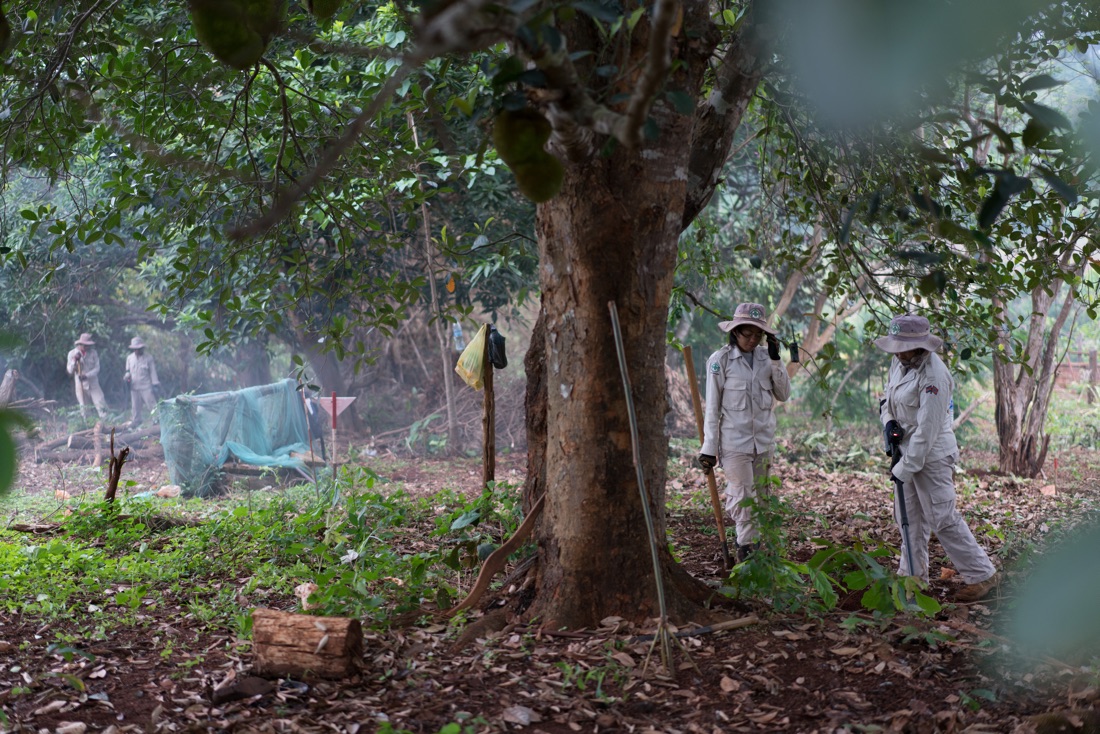 NPA's female UXO clearing team
