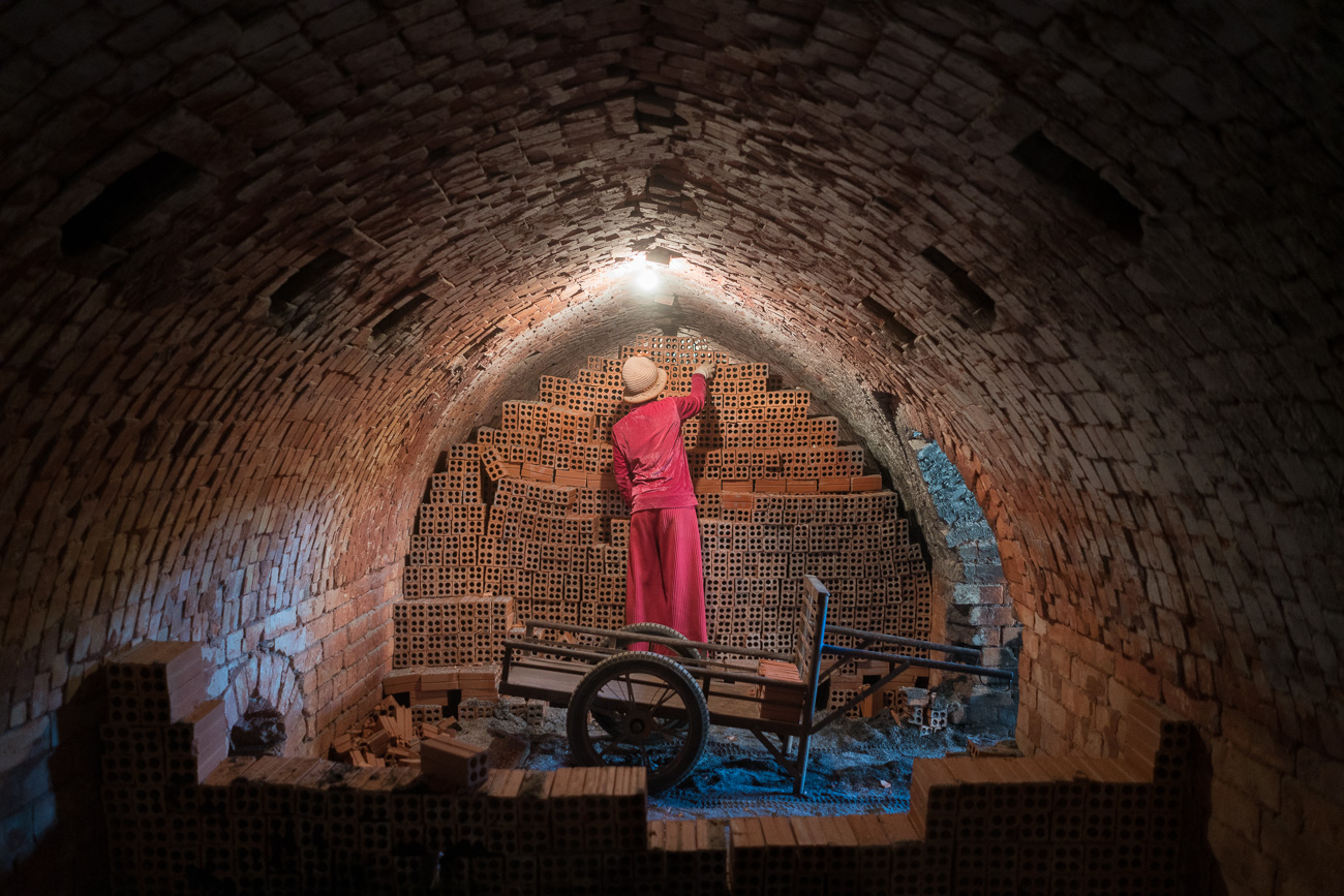 Blood Bricks - Untold Stories of Modern Slavery and Climate Chan