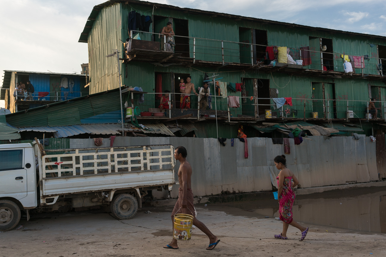 Blood Bricks - Untold Stories of Modern Slavery and Climate Chan