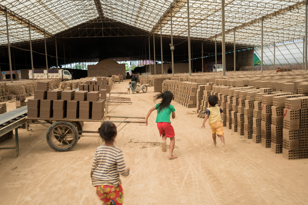 Blood Bricks - Untold Stories of Modern Slavery and Climate Chan