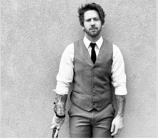 Live Music with Casey Ryan