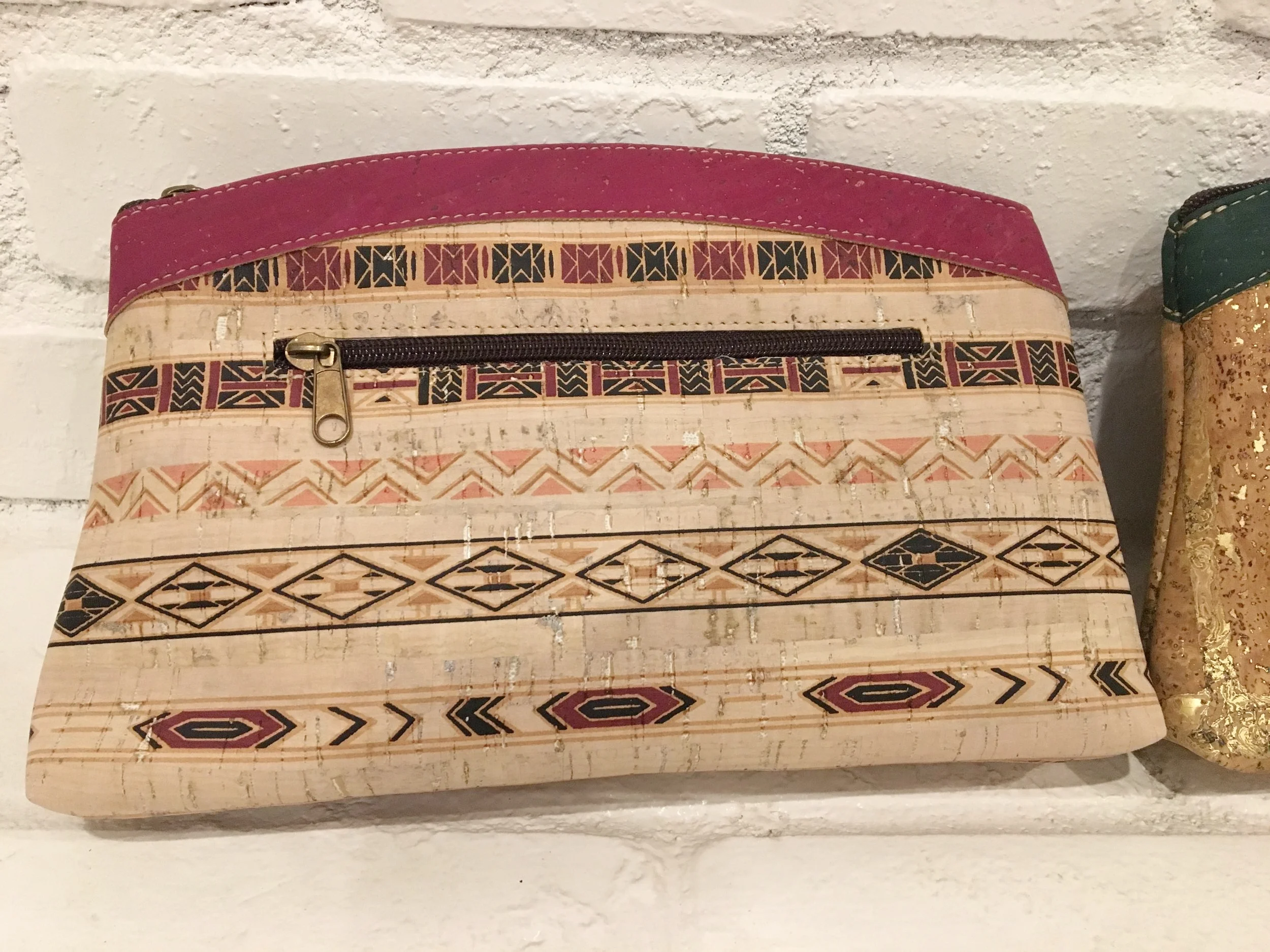 Pink purse with ethnic design.JPG