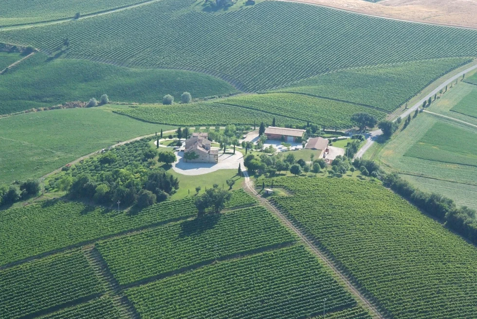 TAVIGN-100-W-13-2-Tavignano-Estate View.jpg