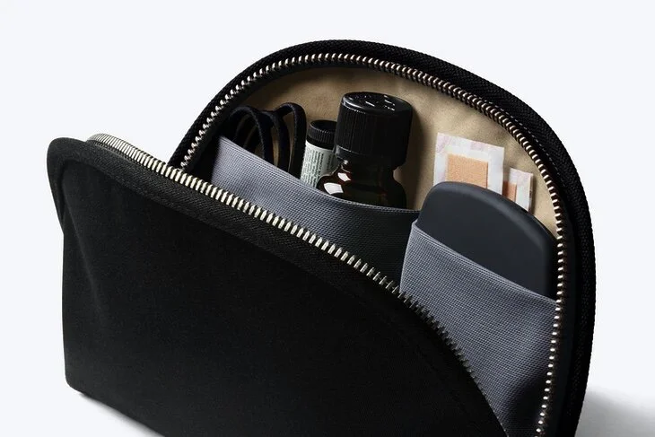 Bellroy Classic Pouch And Bag Organizer (Copy)