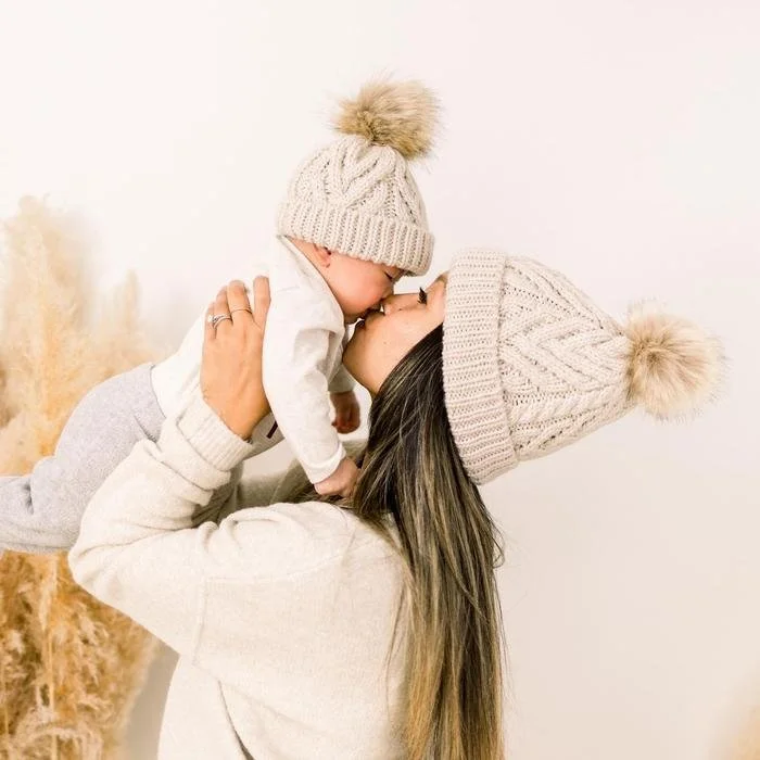 Honeybug Mommy &amp; Me Pom Pom Beanie Hat
