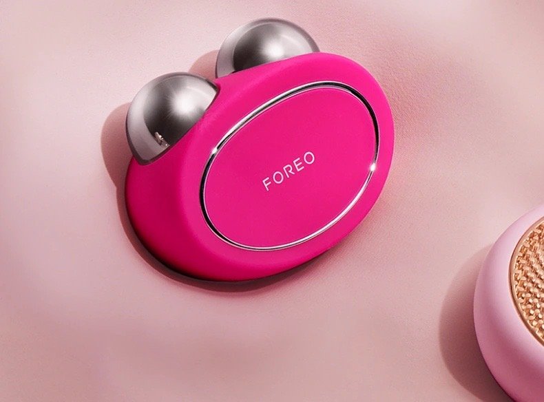 Foreo Bear Microcurrent Device (Copy)