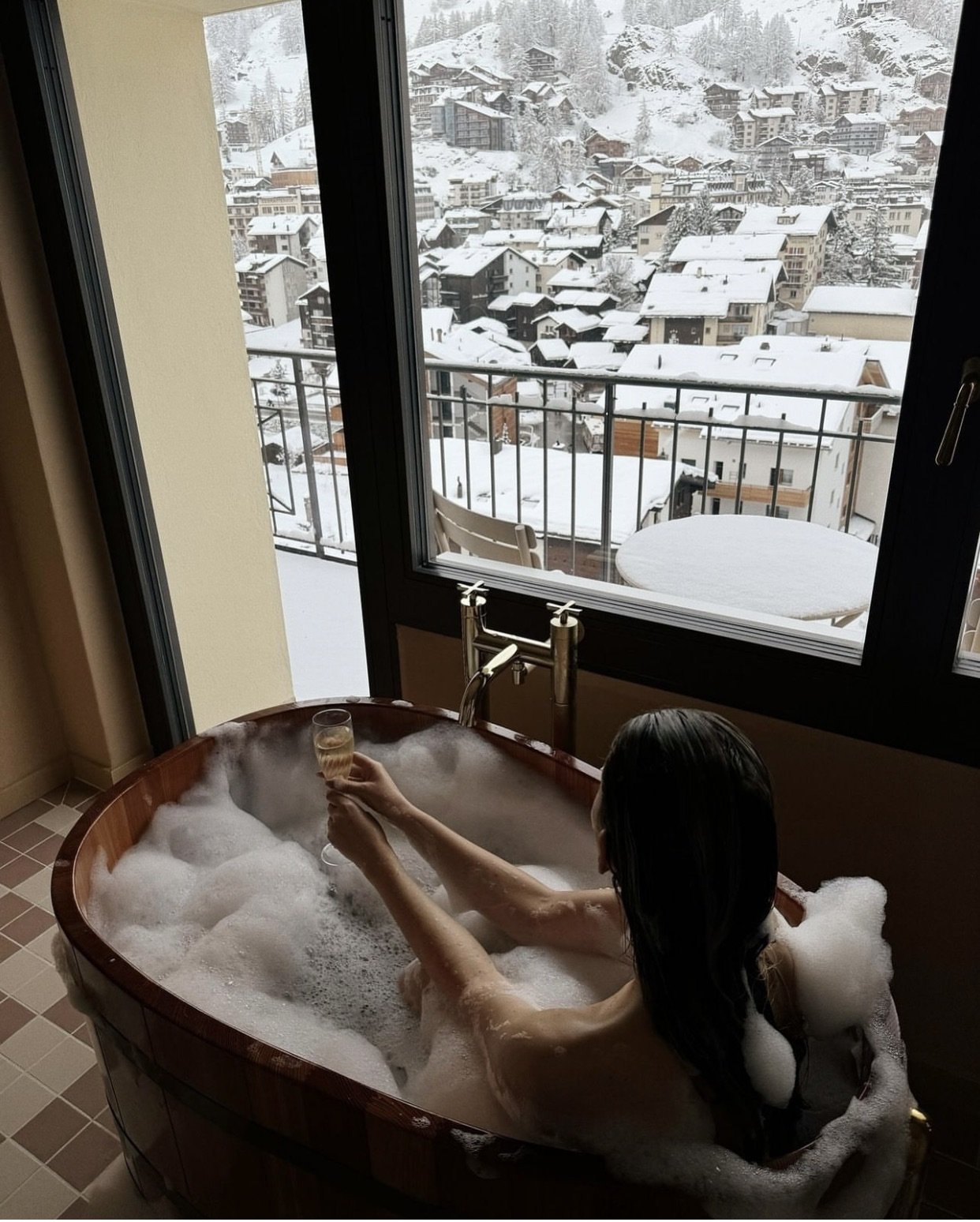 Unlocking Winter Wellness: Expert Strategies to Beat Seasonal Affective Disorder