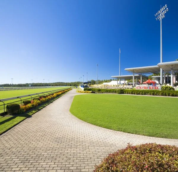 HOT 91.1 Ladies Oaks Day